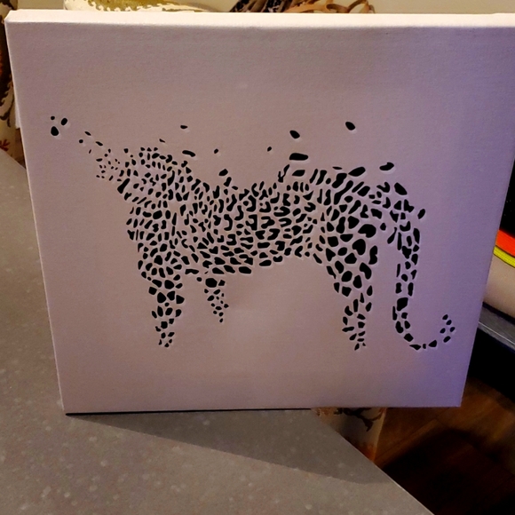 Leopard Canvas print - Picture 1 of 5